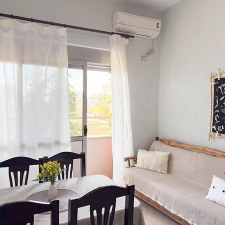 Afordable With Free Parking Apartment Durres